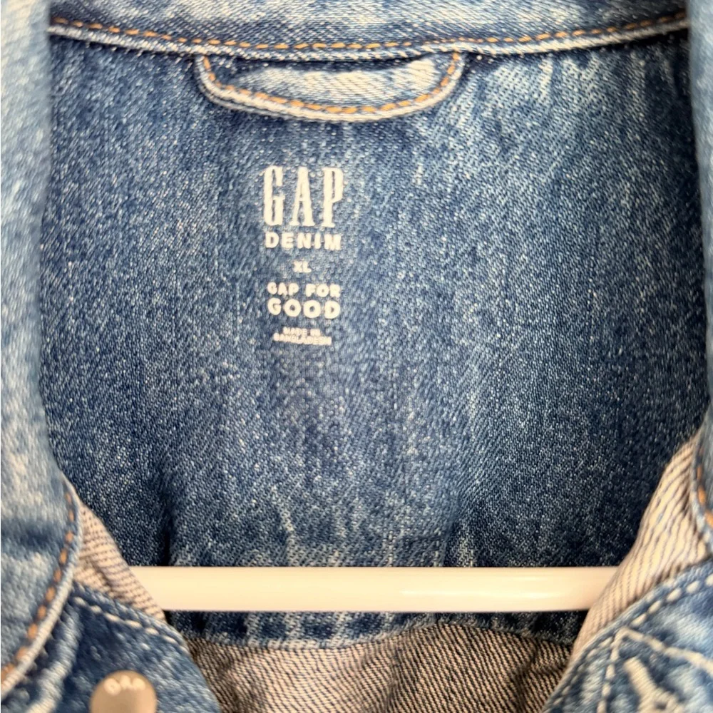 GAP Kids Classic 100% Cotton Blue Denim Jacket Size XL
